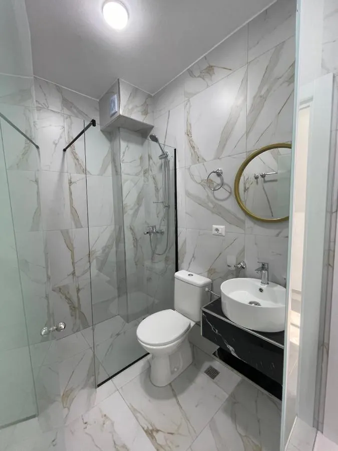 Hotel Qetesia-Te Indriti Velipoje Albania